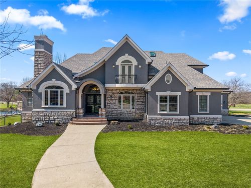 709 Brookmeade Ct, Beavercreek, OH, 45434-6299 | Card Image