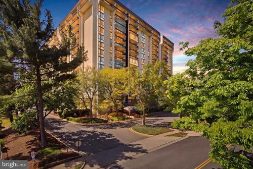 apt-707-5300 Holmes Run Pkwy, ALEXANDRIA, VA, 22304-2878 | Card Image