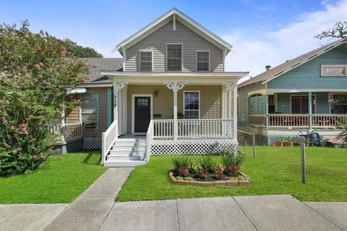 714 Winnie St, Galveston, TX, 77550-5234 | Card Image