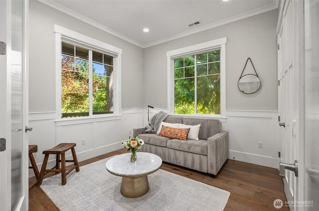 Office/Guest Room off of the entrance. | Image 5