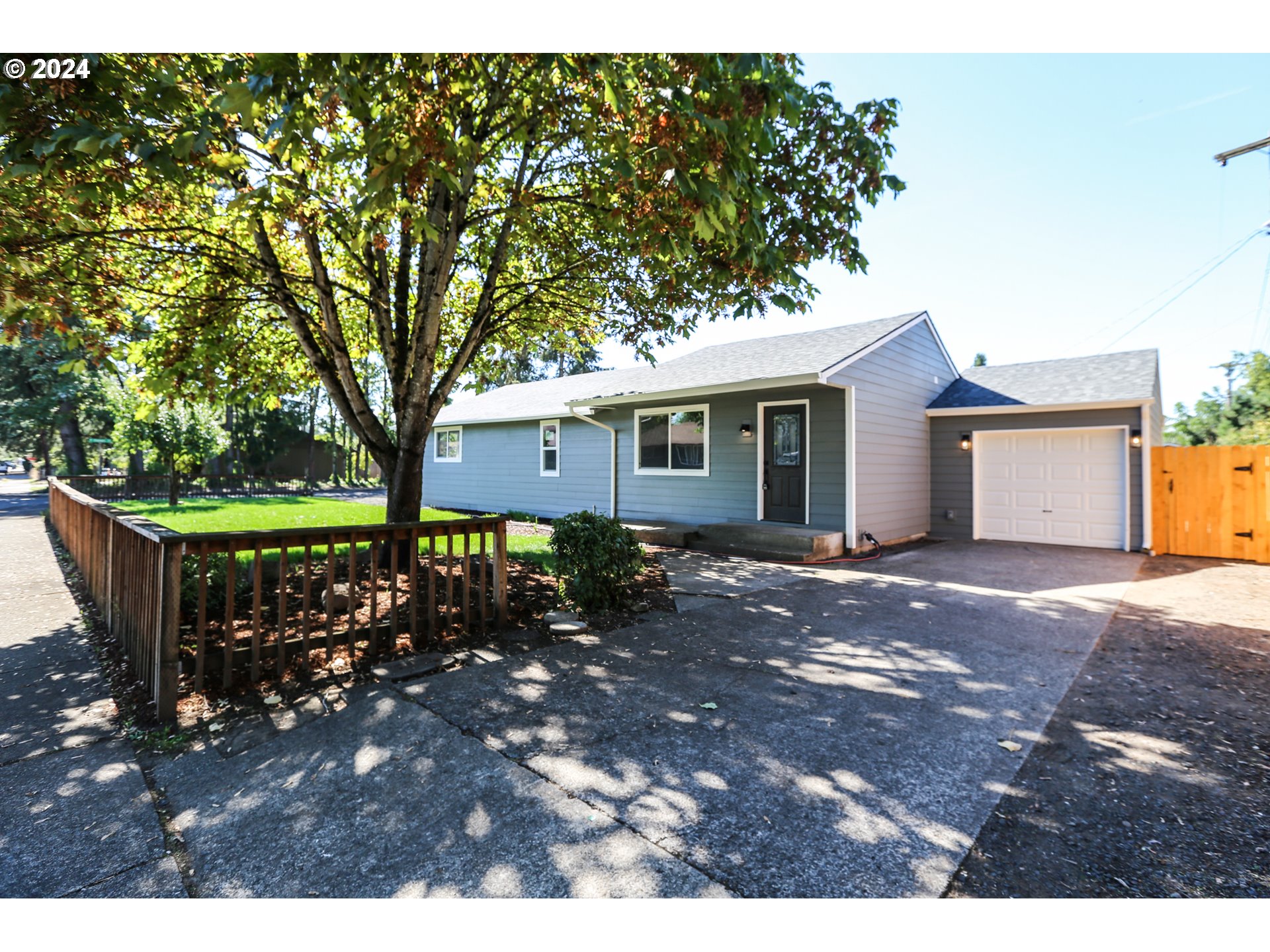 Kelly Blvd, Springfield, OR 97477