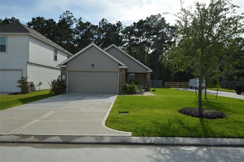 2244 Raider Dr, Conroe, TX, 77301-2688 | Card Image