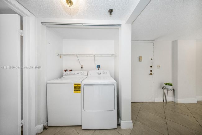 APT-103 - 5249 Nw 7 Th St, Condo with 2 bedrooms, 2 bathrooms and null parking in Miami FL | Image 16