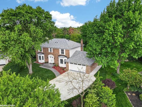 1977 Warbler Ct, Troy, MI, 48084-1477 | Card Image