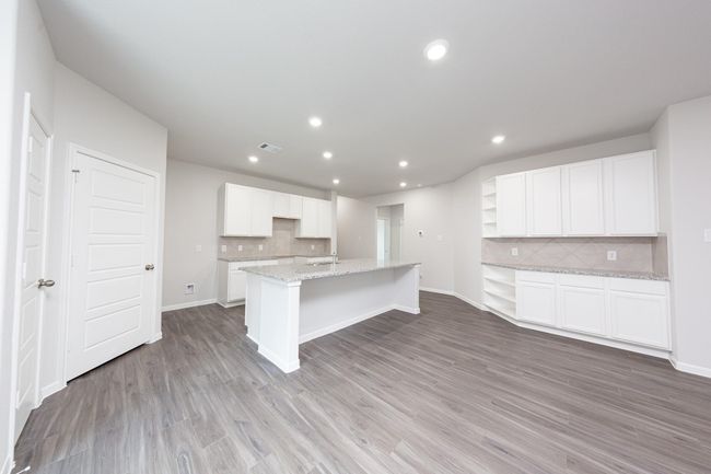 16908 Hazelnut Dr, House other with 3 bedrooms, 2 bathrooms and 2 parking in Conroe TX | Image 5