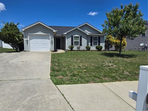 7312 Scenic Village Ln, Whitsett, NC, 27377-9615 | Card Image