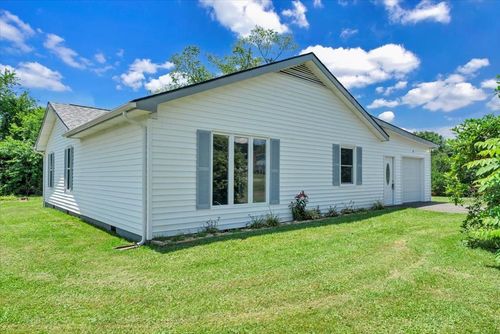 31 Butternut Dr, Woodlawn, VA, 24381-3437 | Card Image