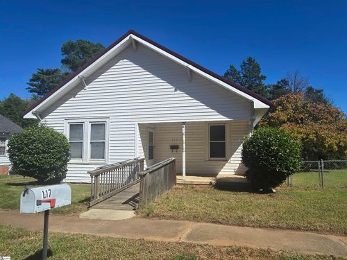 117 Wellington St, Anderson, SC, 29624-4749 | Card Image
