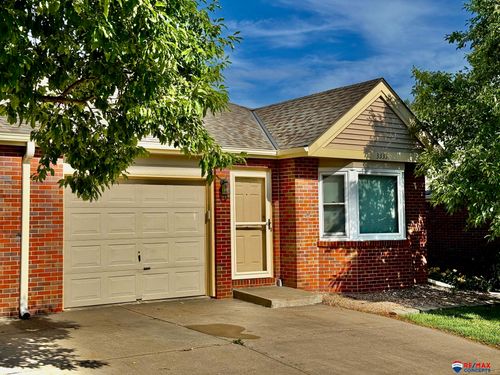 3333 Glenhaven Pl, Lincoln, NE, 68506-3910 | Card Image