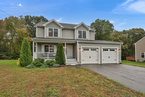 85 Briggs St, Taunton, MA, 02780-4805 | Card Image