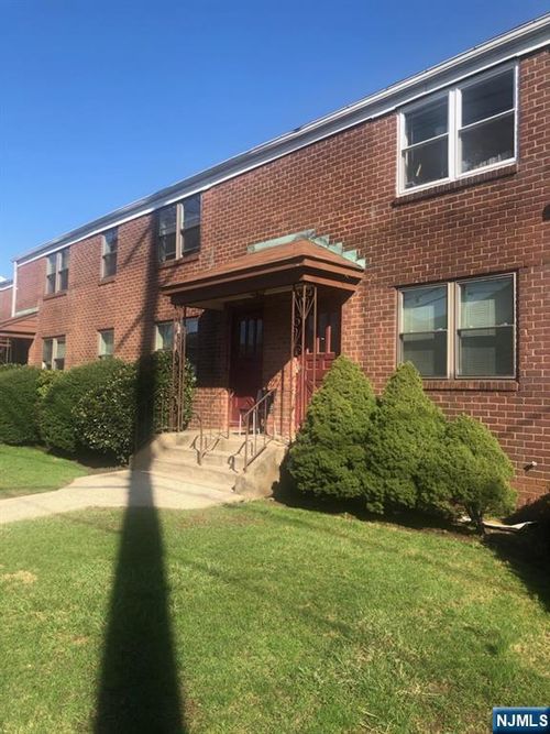 304B Terrace, Hasbrouck Heights, NJ, 07604 | Card Image
