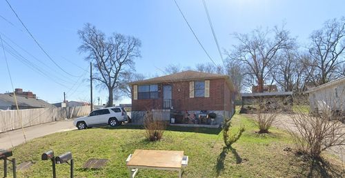 c-453 Radnor St, Nashville, TN, 37211-2330 | Card Image
