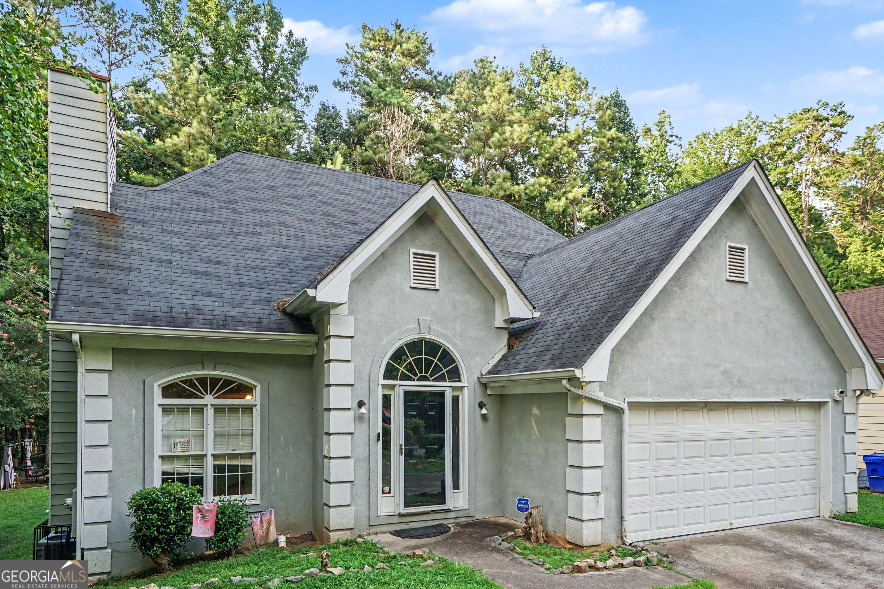 Residential in Lithonia