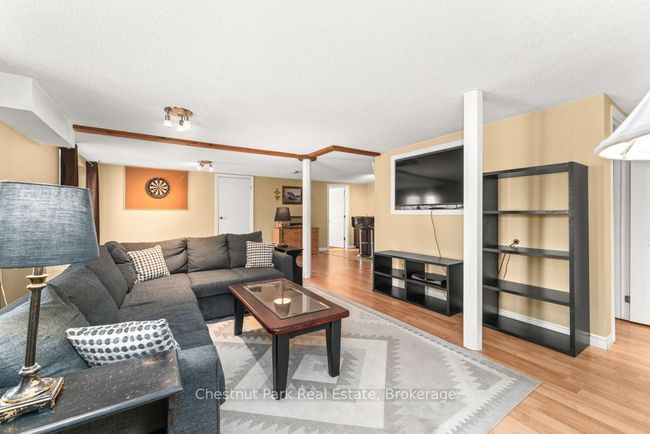 91 Santas Village Rd, House other with 4 bedrooms, 2 bathrooms and 7 parking in Bracebridge ON | Image 27