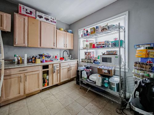 2209 Pasadena St, Detroit, MI, 48238-2924 | Card Image