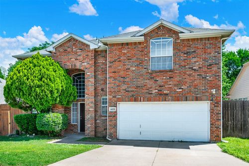 4450 Sharpsburg Dr, Grand Prairie, TX, 75052-1636 | Card Image