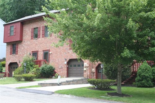 178 Old English Rd, Ross Twp, PA, 15237 | Card Image