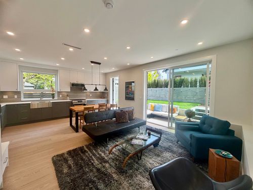 3762 Fleming St, Vancouver, BC, V5N | Card Image