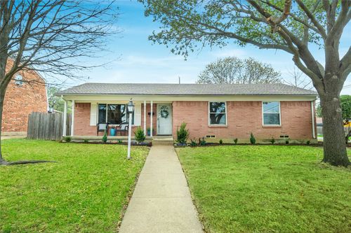 700 Kindred Ln, Richardson, TX, 75080-3111 | Card Image