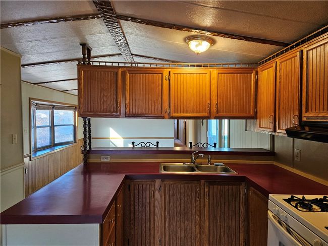 11 Toadstool Knls, House other with 3 bedrooms, 1 bathrooms and 2 parking in Charlestown RI | Image 13