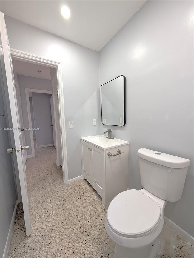 2281 - 2281 Sw 16 Th Ct, Home with 2 bedrooms, 1 bathrooms and null parking in Miami FL | Image 8