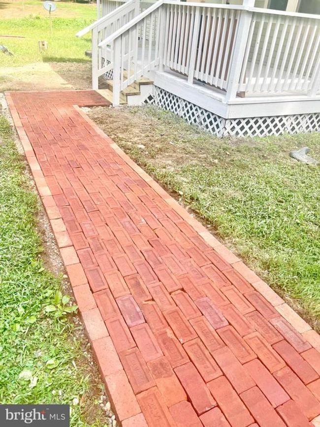432 Gardys Ln, House other with 2 bedrooms, 1 bathrooms and null parking in CALLAO VA | Image 4