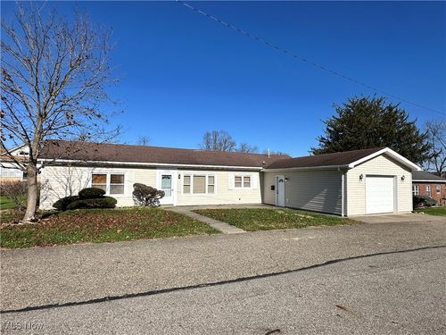 1009 Chatauqua Ct, Caldwell, OH, 43724-1016 | Card Image