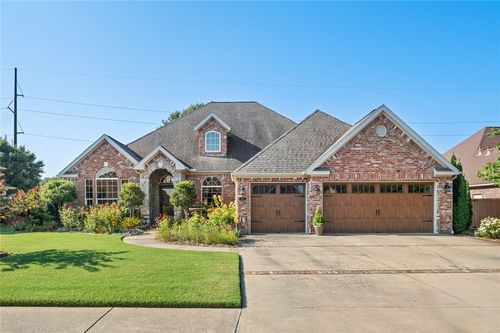 903 Sw Edinburgh Ave, Bentonville, AR, 72713-7777 | Card Image