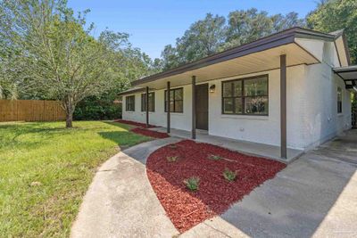 5849 Avondale Rd, House other with 3 bedrooms, 2 bathrooms and 1 parking in Pensacola FL | Image 2