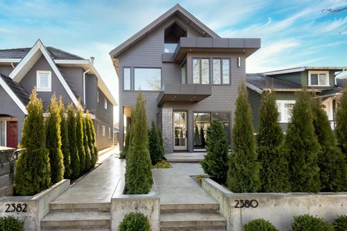 2382 5th Ave E, Vancouver, BC, V5N1N1 | Card Image