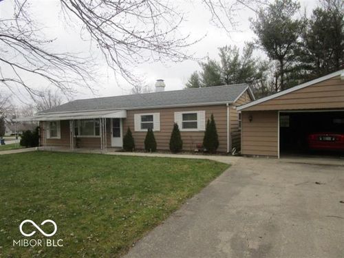 808 Crescent Dr, Greencastle, IN, 46135-1123 | Card Image