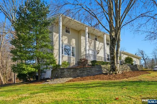 119 Herrick Road, Wayne, NJ, 07470 | Card Image