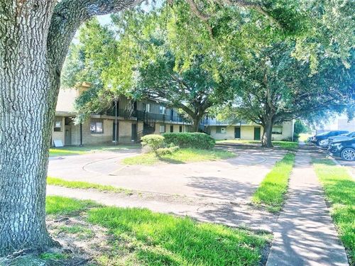 apt-12-201 S Kaysie St, Angleton, TX, 77515-3039 | Card Image