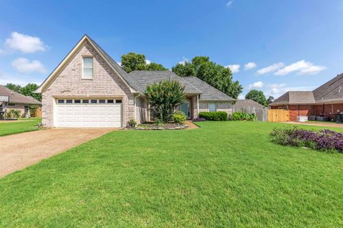 6530 Raner Creek Dr, Bartlett, TN, 38002-4809 | Card Image