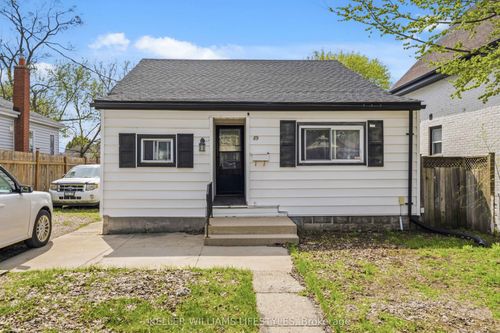 89 Inkerman St, London, ON, N5Z1X3 | Card Image