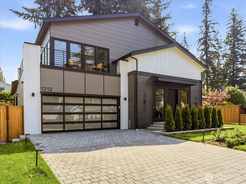 1212 143rd Ave Se, Bellevue, WA, 98007-5527 | Card Image