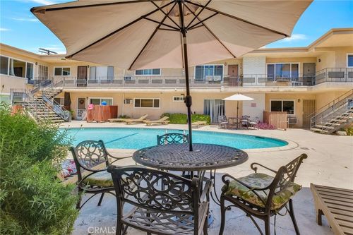 10-5232 Corteen Pl, Valley Village, CA, 91607-2534 | Card Image