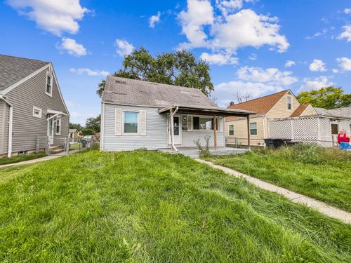 147 Coolidge Ave, Columbus, OH, 43228-1416 | Card Image
