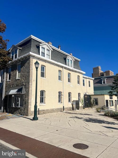 5601 Greene St, PHILADELPHIA, PA, 19144-2807 | Card Image