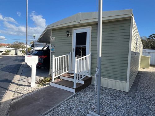 218-8300 Seminole Blvd, SEMINOLE, FL, 33772-4349 | Card Image