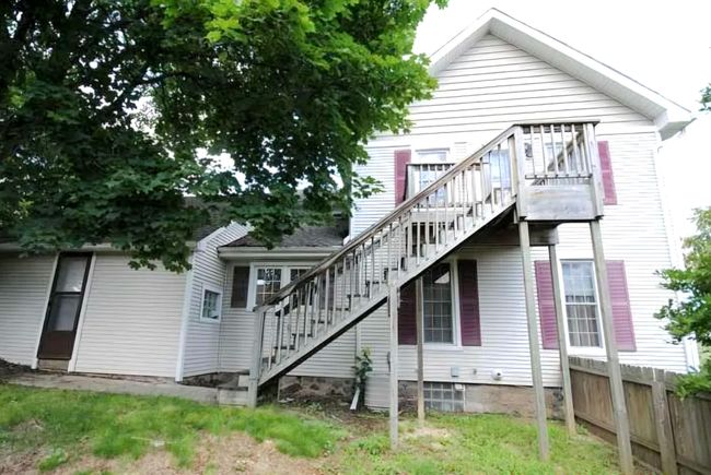 101 N Lewis St, House other with 3 bedrooms, 2 bathrooms and null parking in Saline MI | Image 14