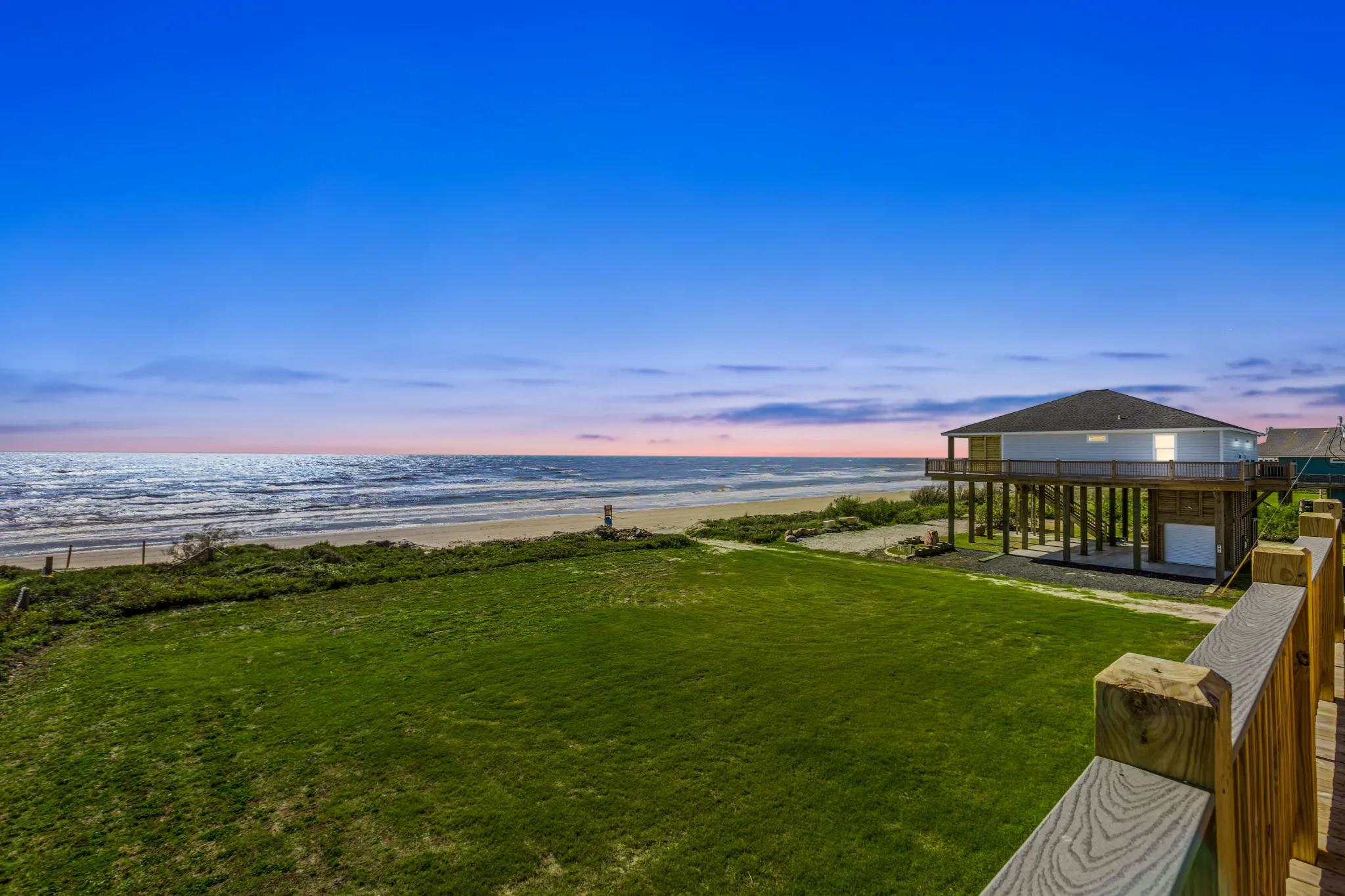 Residential in Gilchrist 4