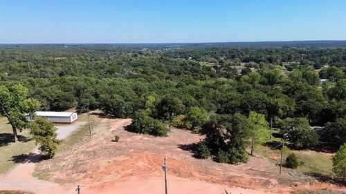 7401 142nd St, Noble, OK, 73068-7958 | Card Image