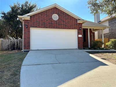 9 Summer View Court, House other with 3 bedrooms, 2 bathrooms and null parking in Conroe TX | Image 2