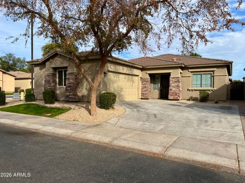 1047 S Sacramento Pl, Chandler, AZ, 85286-1043 | Card Image