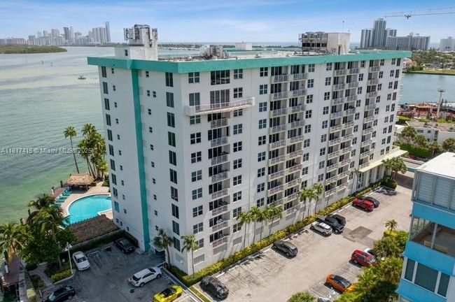 APT-5L - 10350 W Bay Harbor Dr, Condo with 1 bedrooms, 1 bathrooms and null parking in Bay Harbor Islands FL | Image 24