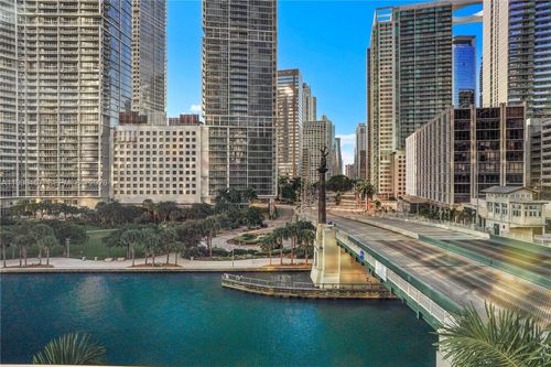 503-200 Biscayne Boulevard Way, Miami, FL, 33131-2168 | Card Image