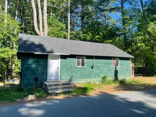 11 Wilson Pond Rd, North Swanzey, NH, 03431-4466 | Card Image