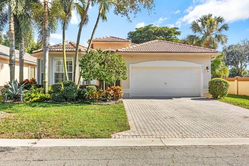 6511 Malta Dr, Boynton Beach, FL, 33437-7037 | Card Image