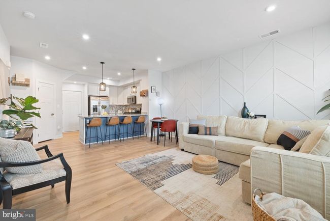 43 - 10124 American Pharoah Ln, Townhouse with 3 bedrooms, 3 bathrooms and null parking in LAUREL MD | Image 5